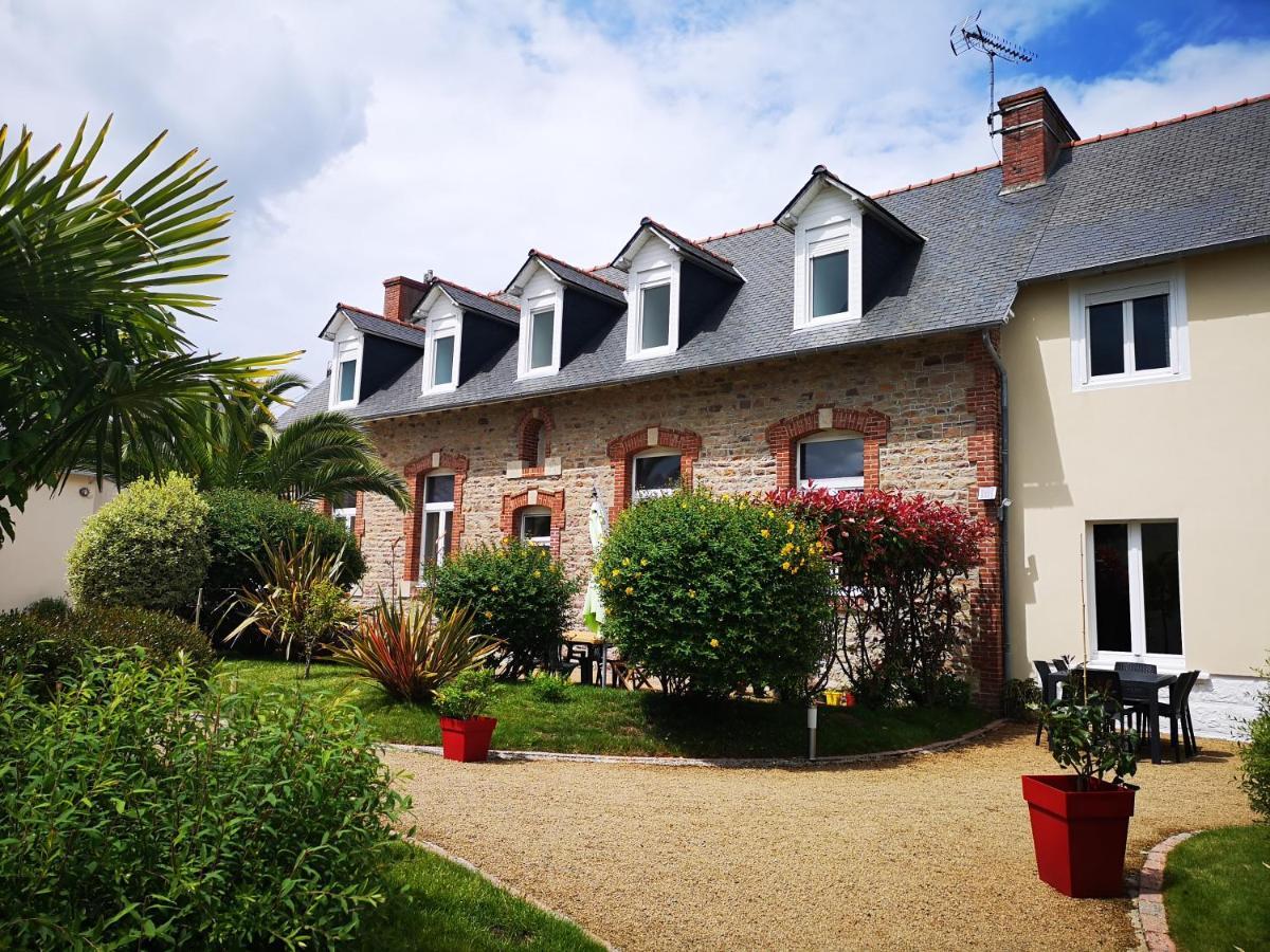Gites "Le Clos De La Baie" Paimpol Exteriér fotografie